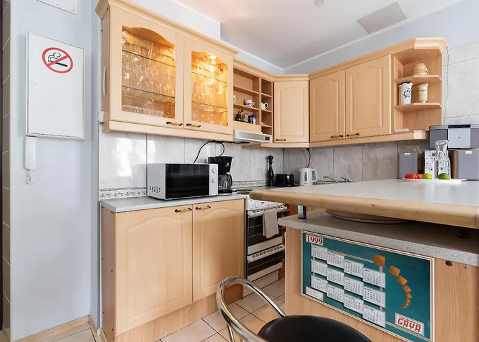 Διαμέρισμα Bright With Sauna In The 0ld Town *